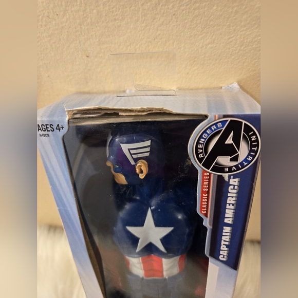 Marvel Avengers Assemble Titan Hero Series- Captain America Toy - Picture 5 of 9